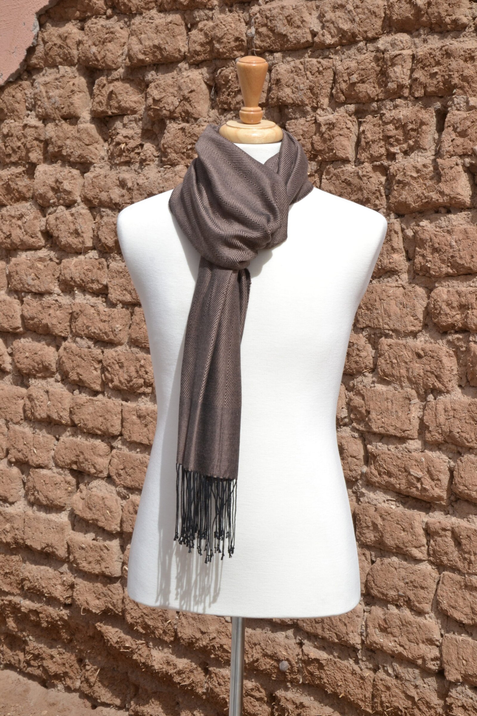 Handwoven Wool Scarf – Brown & Beige - Image 5